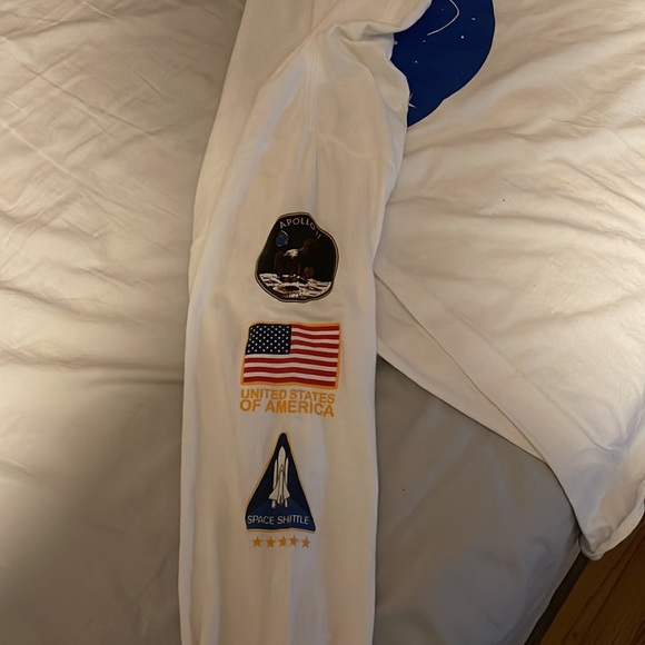 nasa longsleeve shirt - Picture 2 of 2